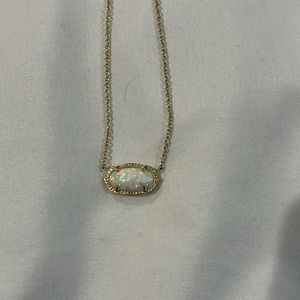 Kendra Scott Elisa necklace